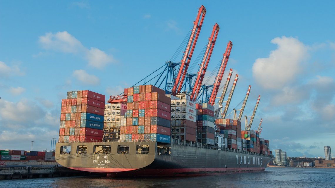 Jak sprawnie zorganizować eksport towarów za granice ?