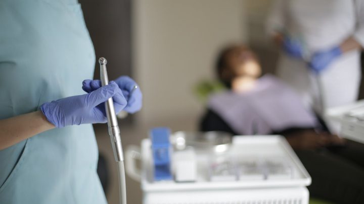 Opieka stomatologiczna w Gliwicach – gdzie szukać specjalisty?